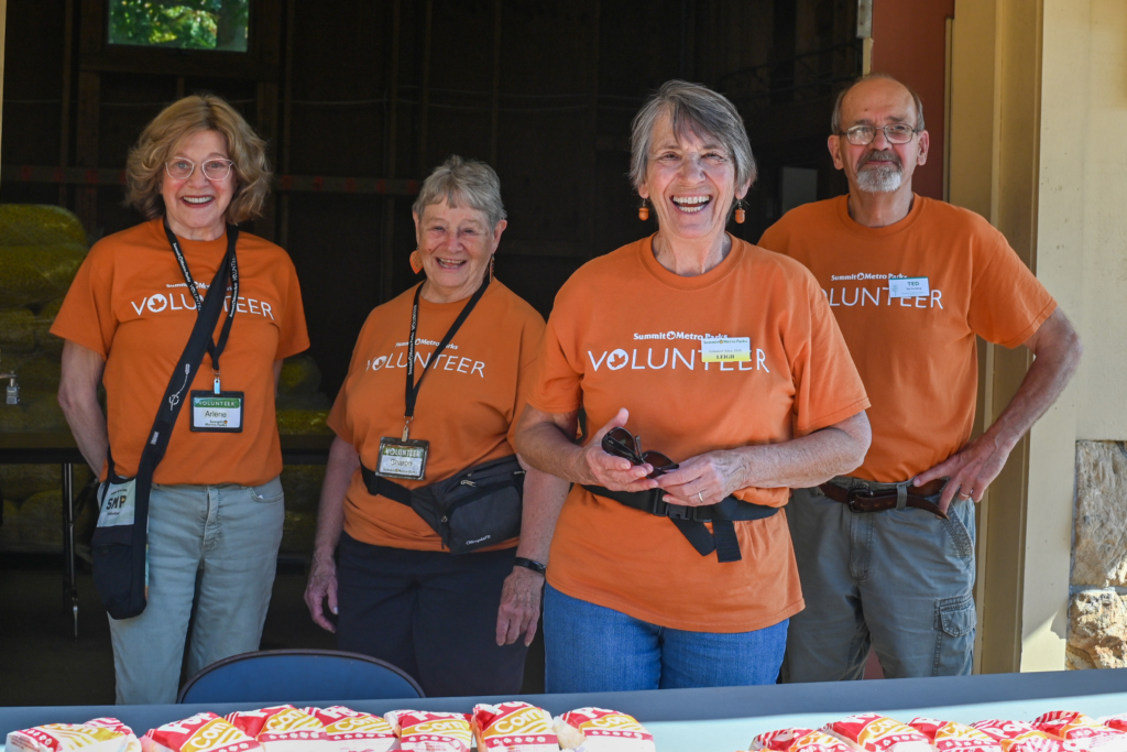 Volunteers at the 2023 Fall Family Outing helped pass out complimentary refreshments, among many other duties
